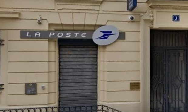 Contre la fermeture de La Poste de Cimiez