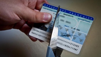 Non à la déchéance de nationalité des binationaux !