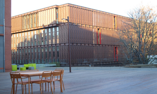 Non à la suppression d'1/2 poste de professeur-documentaliste au Lycée St-Sernin de Toulouse !