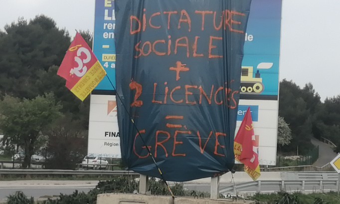 Soutien aux 2 licenciés Lafarge