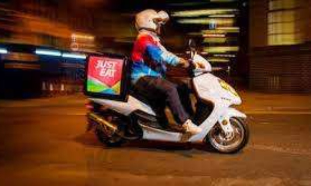 Non au licenciement de 300 salariés chez Just Eat !