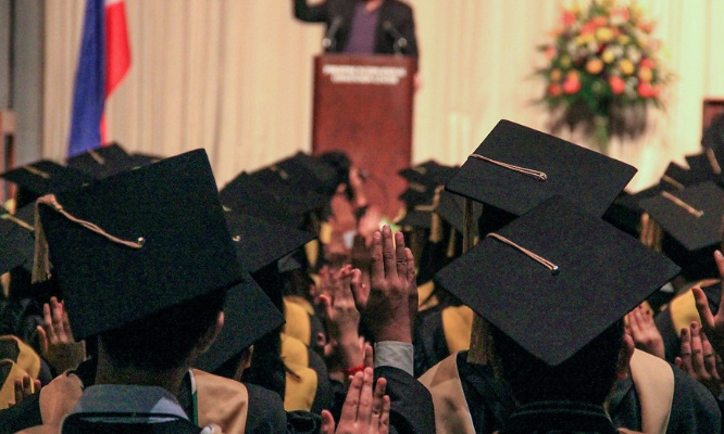 Cérémonie de remise de diplômes
