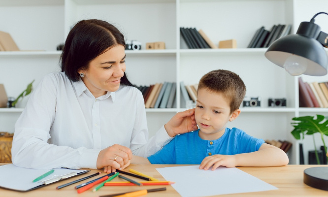 Mobilisons-nous pour obtenir plus d’AESH à l’école Yvette-Raynaud !