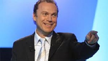 Pour que Julien Lepers continue de présenter Question pour un Champion