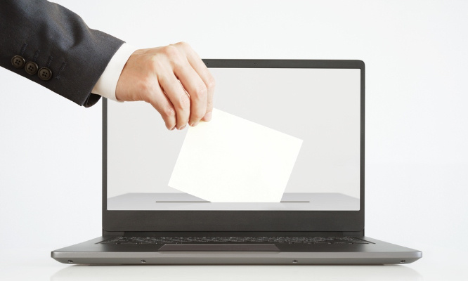 Pour l'instauration du vote par correspondance !