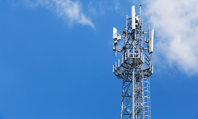 NON à l’installation d'antennes relais 4G au coeur de Prunay Le Temple  !