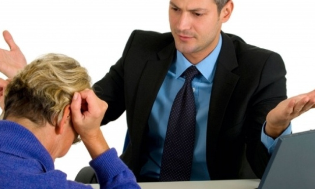 Pour l'instauration d'un test de compétences obligatoire adapté au poste offert pendant chaque entretien d'embauche.