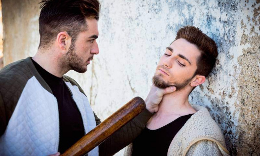 Violences conjugales : pour un texte de loi et une reconnaissance des violences faites aux hommes