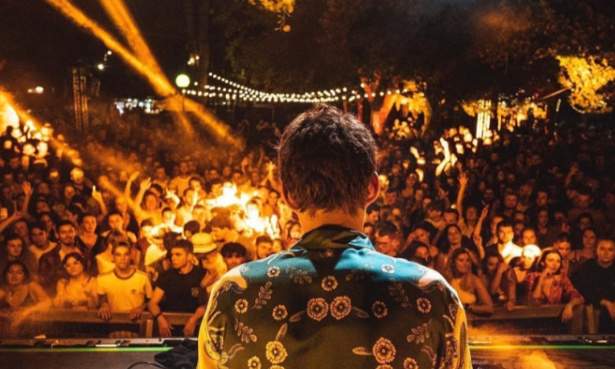 Non à la fermeture du bar Le Poney Club à Toulouse !