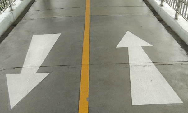 Laissons la rue de Coulmiers à double sens