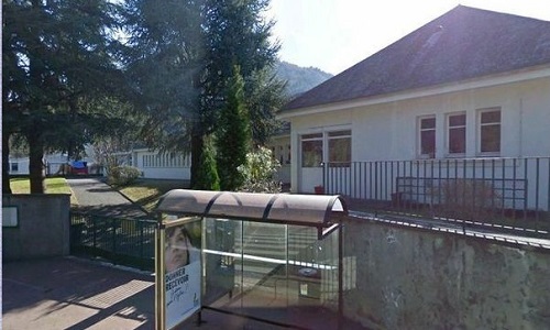 Non à la Fermeture d'une classe maternelle Lapacca Lourdes