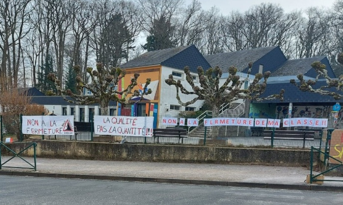Non à la fermeture de classe