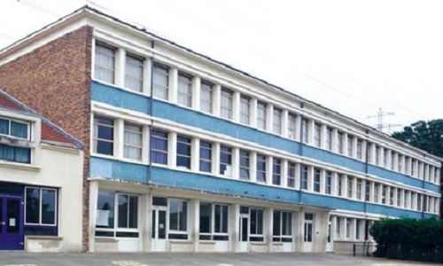 Non au déplacement de l'école COROT de Chennevières sur Marne !!