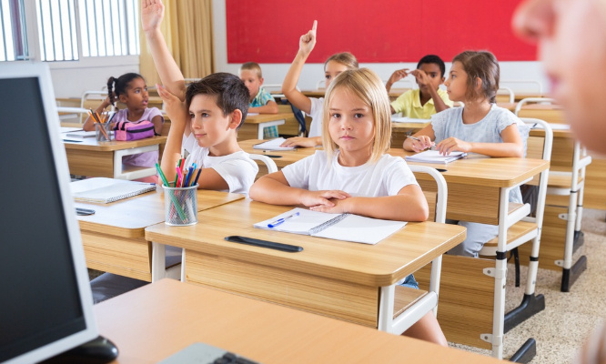 NON À LA CLASSE DOUBLE NIVEAU GS/CP À L'ÉCOLE ELEMENTAIRE MARIE PAPE CARPANTIER DE CLICHY-SOUS-BOIS !!!