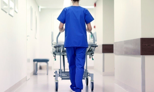 Pour la réintégration du personnel personnel médical sanctionné par le pass vaccinal