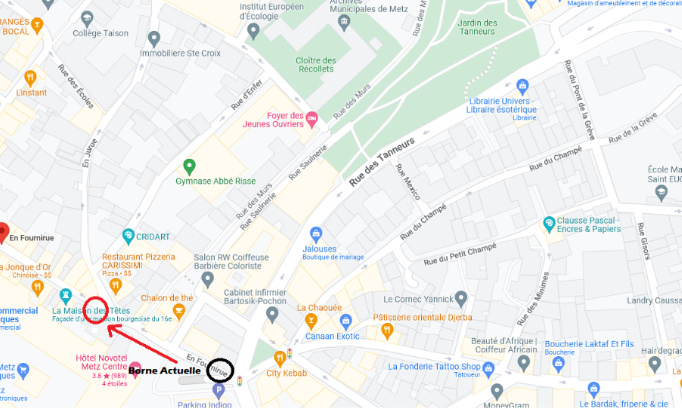 Déplacer la borne pietonne de 10 mètres en fournirue