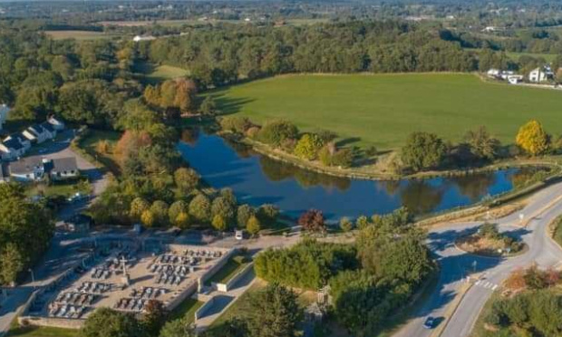 Non au remblaiement de l'étang de Lauzach !