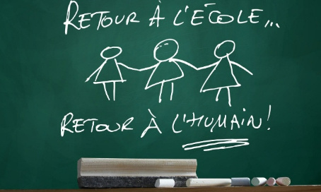 Non à la mutation de notre institutrice maternelle Madame Javaux en poste à l'école de Remagne depuis 34 ans .