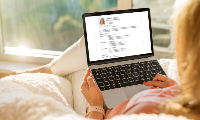 Stop à l'emploi avec CV et lettre de motivation !