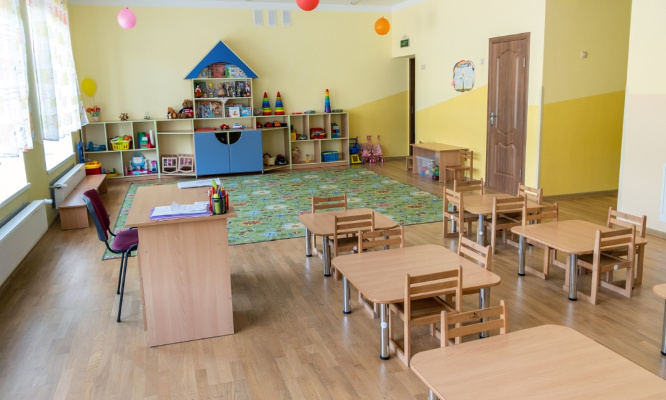 Pour le maintien de Caroline en tant qu'ATSEM à la maternelle Marcel Pagnol !