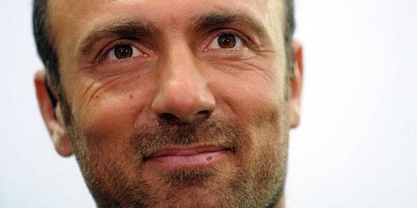 Pour la démission de M. Dugarry