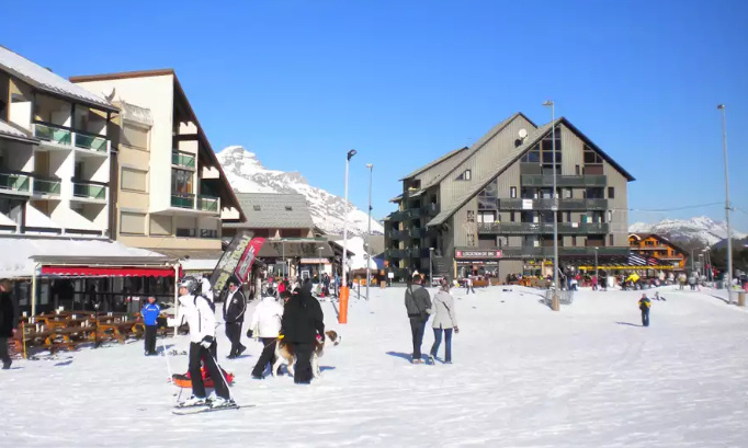 Pour la suppression de l'interdiction des chiens (même en laisse) sur les stations du Dévoluy !