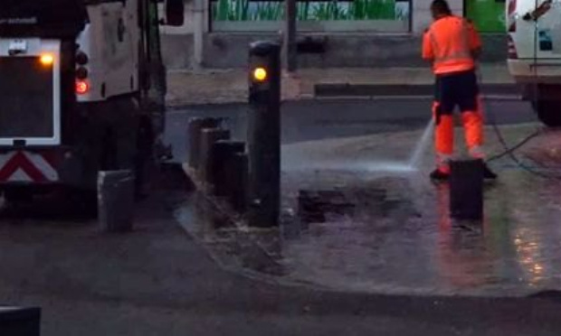Urgence sécheresse : pour l'arrêt du nettoyage des rues à l'eau !