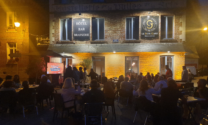 Non aux restrictions, aidez-nous à faire vivre Auffay !