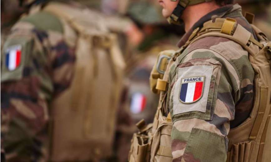 La France a besoin de son armée !