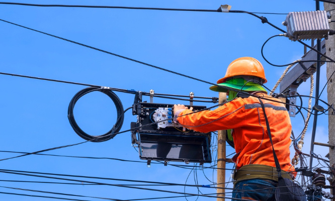 Pour l'installation de la fibre à Gigaro !