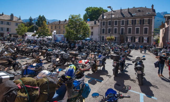 OUI au festival moto à Barcelonnette !
