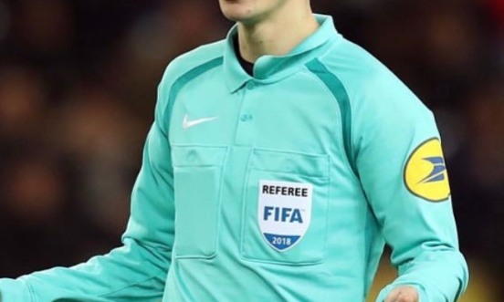 Pour que les arbitres de foot soient plus sérieux dans leurs choix !