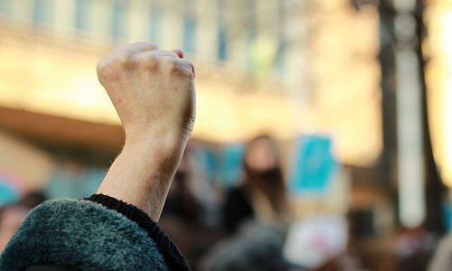 Pour la fin des partis , vive la société civile