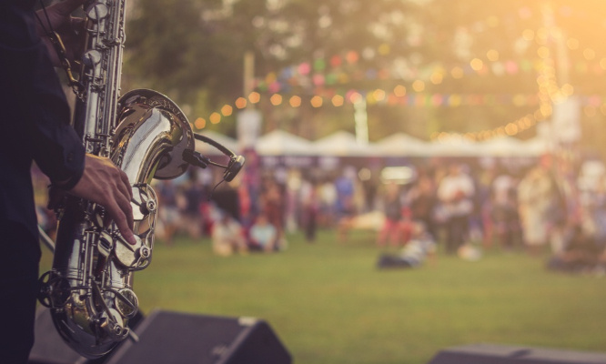 Contre l'annulation des festivals de l'été 2024 à cause des Jeux olympiques !