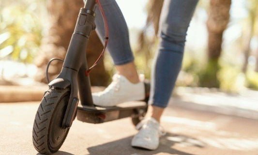 Sécurité routière : pour un 'permis de la route' obligatoire dès 16 ans incluant les premiers secours !