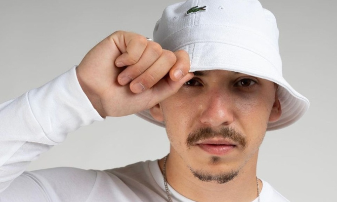 Pour que DJ_Rox_E vienne mixer en Bretagne!!!