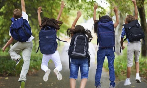 Halte aux dates de vacances scolaires décalées !