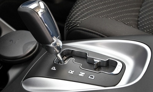 Pour que chaque auto-école permette le passage du permis sur boîte automatique