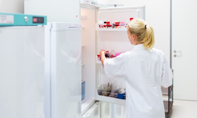 Pour que les pharmacies soient considérées comme prioritaires en cas de coupure d'électricité !