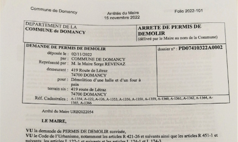 Domancy : Non à la démolition du vieux four à pain de la tour carrée !