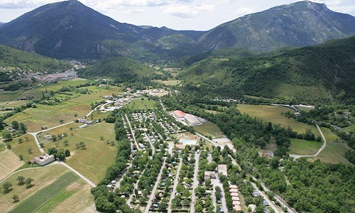 Pour le maintien des résidents dans le Camping International de Castellane