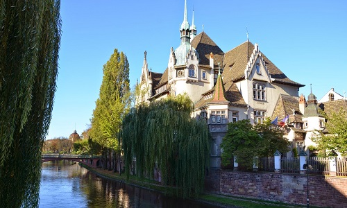 Pour la fermeture nocturne des berges Pontonniers, St-Etienne