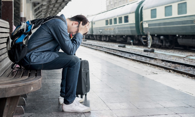 Pour une loi interdisant les grèves pour les services publics en période de fêtes !