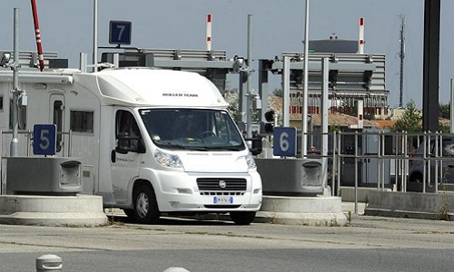 Péages autoroutiers: Non à la classe 2 pour les véhicules de loisirs !