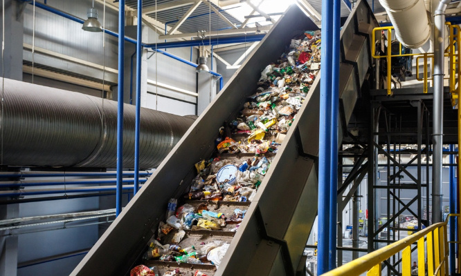 Non au centre de stockage et de concasseur de déchets à Warneton !