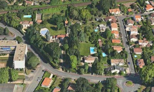 Contre la réalisation d'un projet immobilier, au détriment du patrimoine architectural et naturel de Pessac (33)