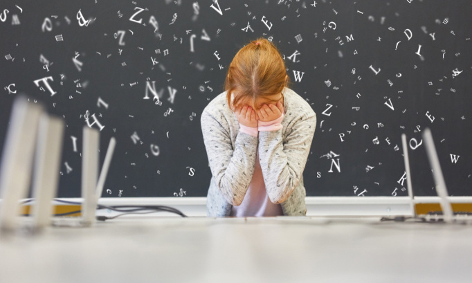 Non à la fermeture de classe du collège Victor Hugo de Rives-en-Seine