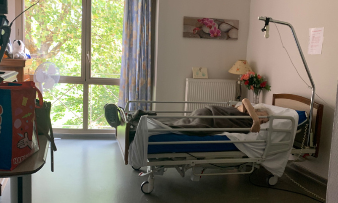 Stop à la maltraitance dans les EHPAD de nos parents !