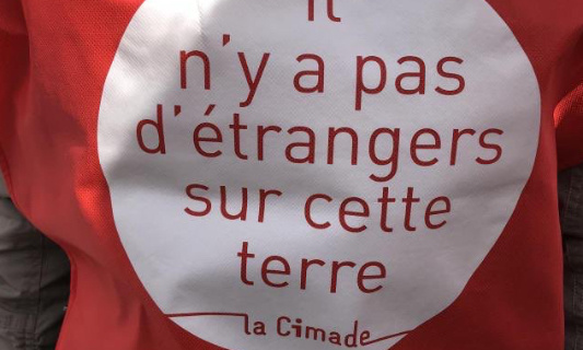 Aidons une famille ivoirienne à obtenir la régularisation !