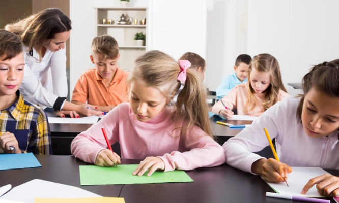 Non à la fermeture d'une classe dans notre école Fernand Tournais pour la rentrée 23/24
